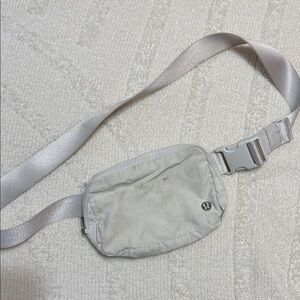 lululemon white belt bag